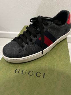 NIB GG Supreme Gucci Sneakers Size 5