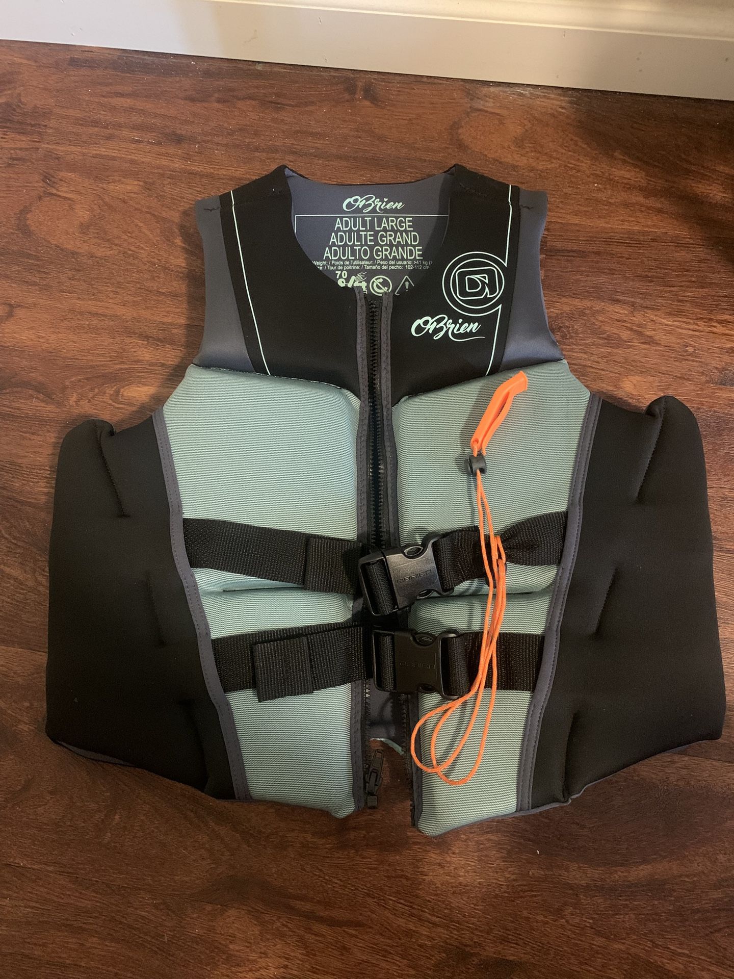 O Brien life jacket women