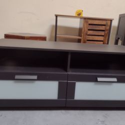 Modern TV Stand 