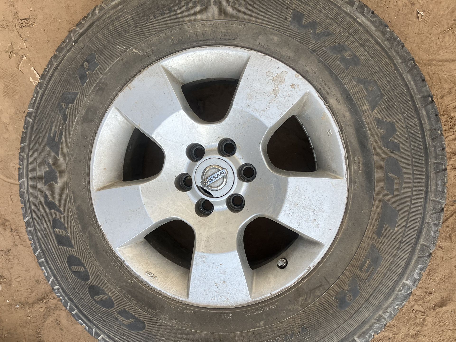 Nissan frontier wheels