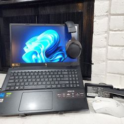 Gaming Laptop Acer Nitro V15 – RTX 4050 + Accessories