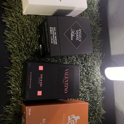 Fragrances 100$