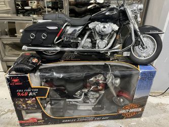 Very Collectible Harley Davidson RC motorcycle