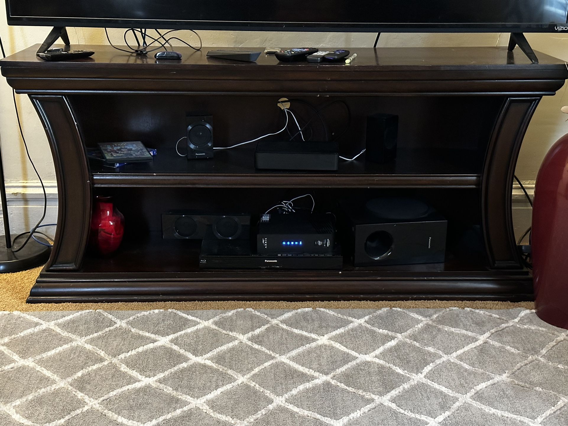 Cherry Wood Tv Stand 60’