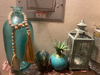 Bundle of Home Decor Each Bundle is $35