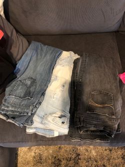 Woman’s jeans (size 32, 12)
