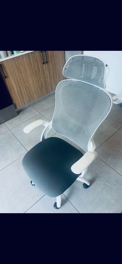 Orthopedic office chair