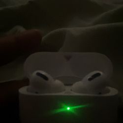 Used AirPods 1st Gen