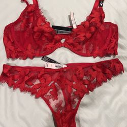 Victoria's Secret Red Lingerie Set - Size L/G