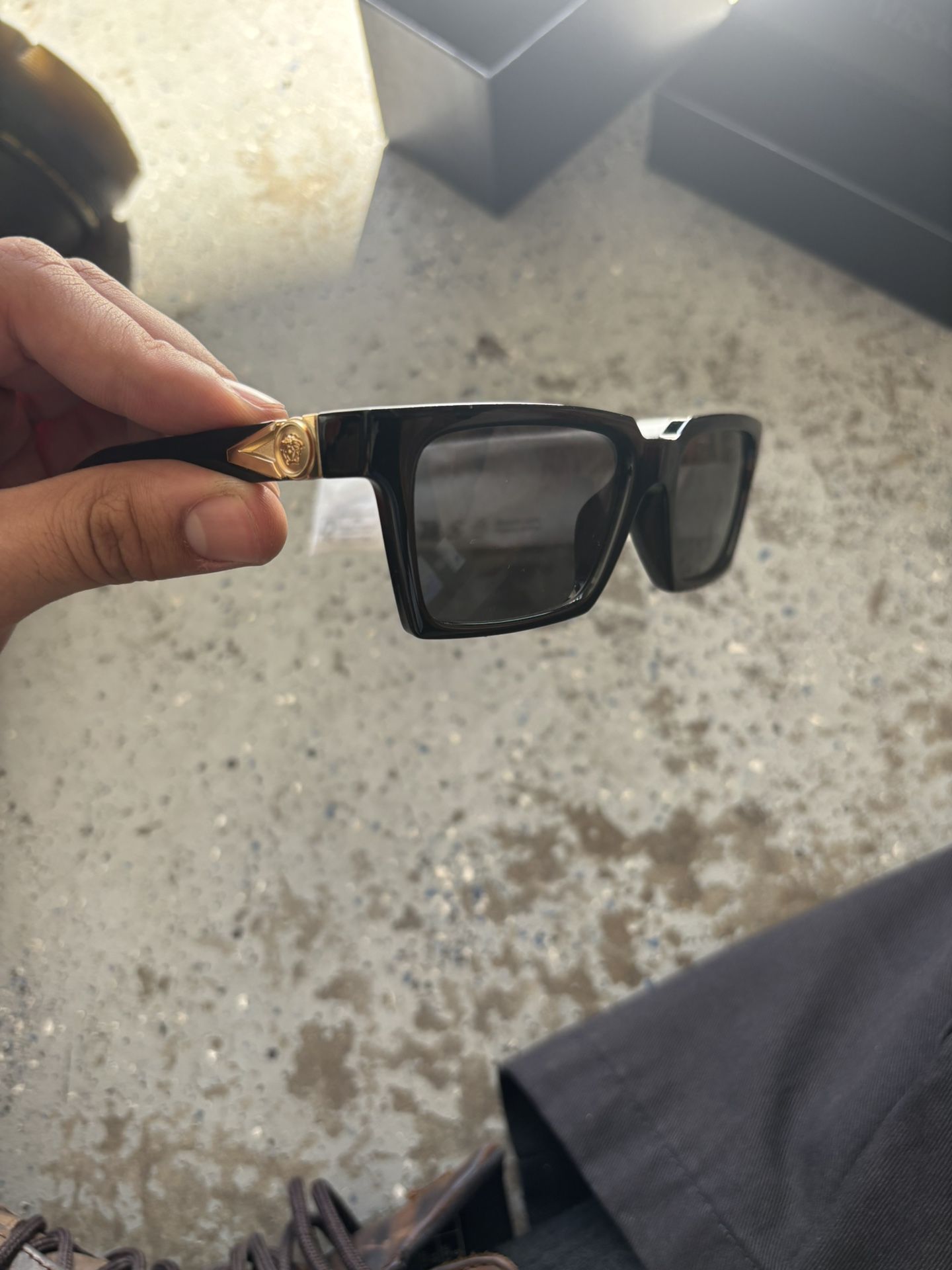 Versace VE4490U "Avanti" Rectangular Sunglasses
