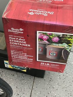 Storage container