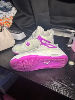 Jordan 4 size 7
