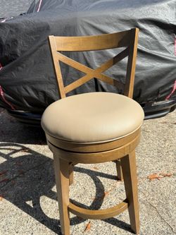 Grace counter height stool by HH2