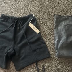 Essential shorts size xs fits small