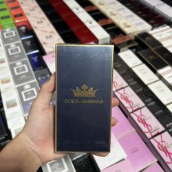 Brand New Men And Female Perfumes For Sale Singles And Bulk And Wholesale All Available With Great Prices All New Sealed In Boxes ✅