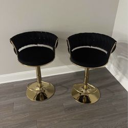 BLACK & GOLD barstools 🪑 ✅ 