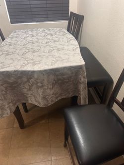 Kitchen table