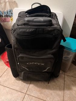 Onyx Roller Bag