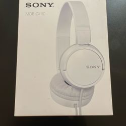 SONY MDR-ZX110 (BRAND NEW IN BOX) 25$