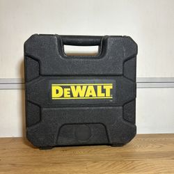 DeWALT  1" 1/2" STRIR NAILER