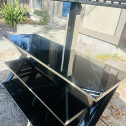 TV Stand With TV Rack 