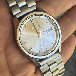 Vintage Seiko Watch 38mm Great Condition 