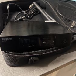 Shure QLXD4 G50 Single Channel Wireless Receiver with Power + Antennas 