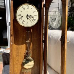Howard Miller Clock  Style 613-110