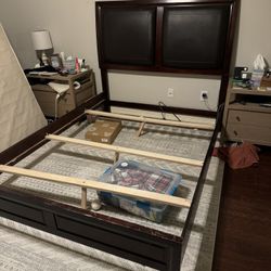 Queen Bedframe - Solid Wood