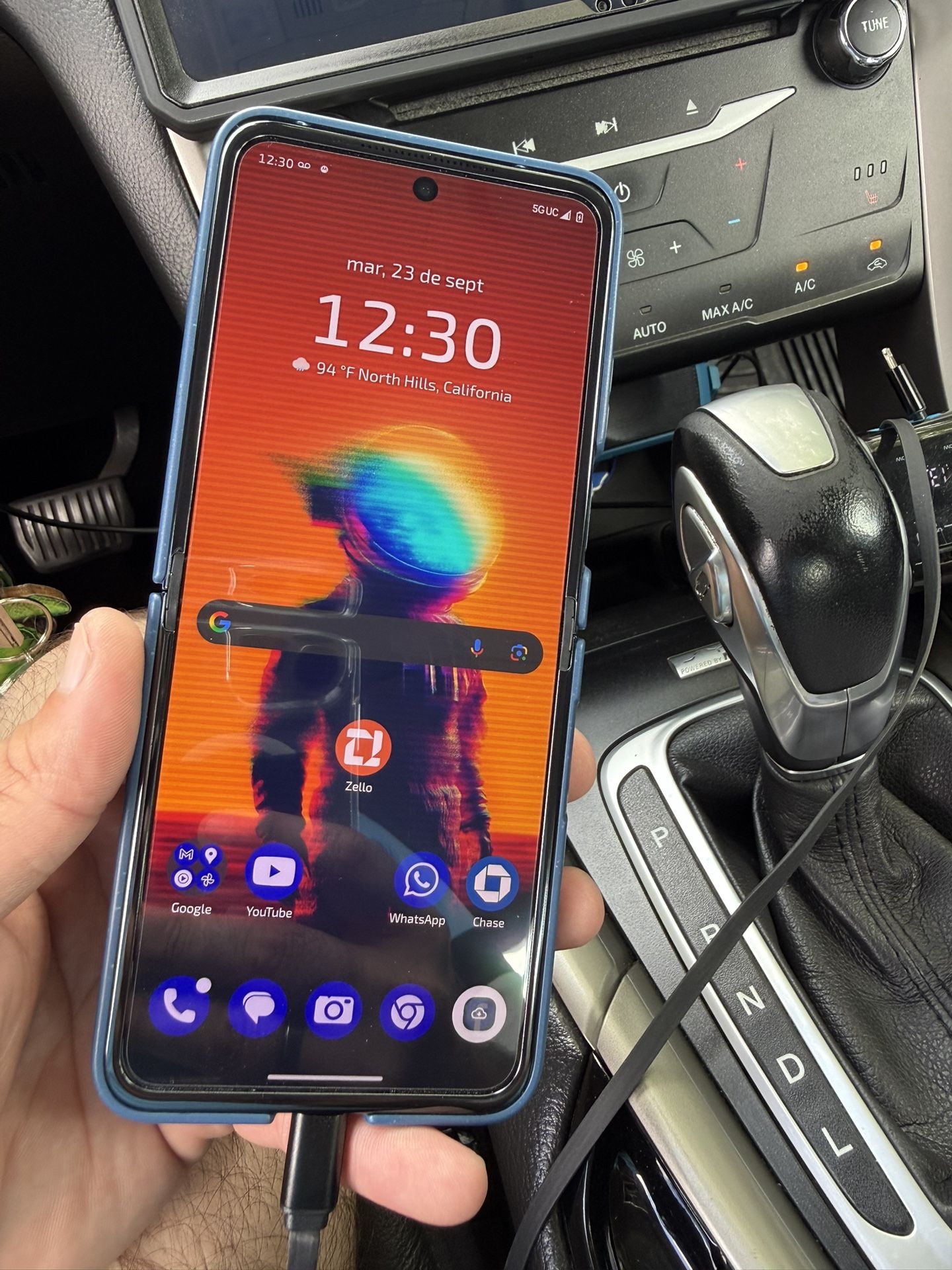 Motorola RAZR 2025 Only Y Y-mobile.  Y Metro PCS 