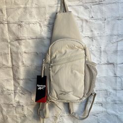 Reebok Bag.  HOWART CROSS. Boty.   PUMICE. STONE 