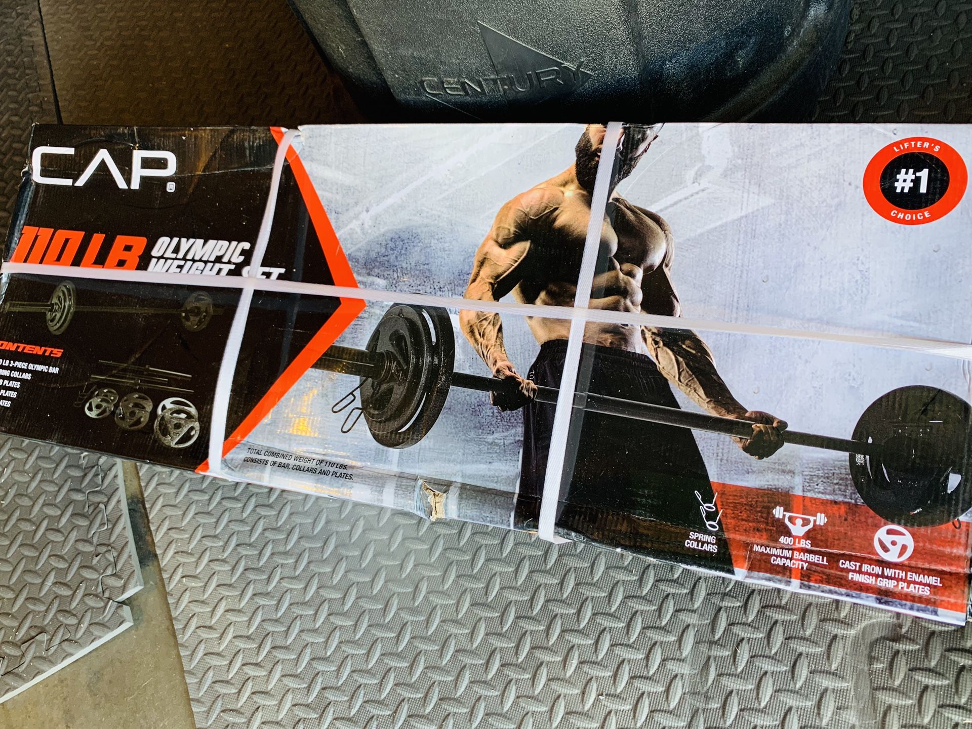 Brand New in Box🎁 CAP 110 LBS Weight + Barbell 🏋️‍♂️💪🏼