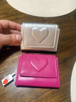 Claire’s Wallets