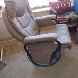 Rocking/Swivel Chair 