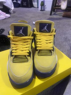 Air Jordan Retro 4 
