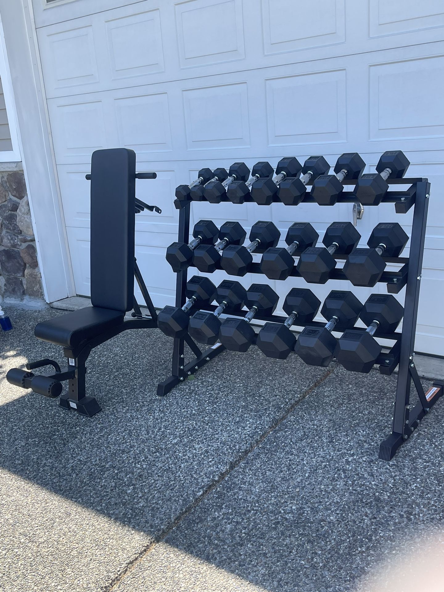 Rubber Dumbbells 5-50 with rack and bench
