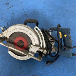 Makita Rear Handle Circular Saw