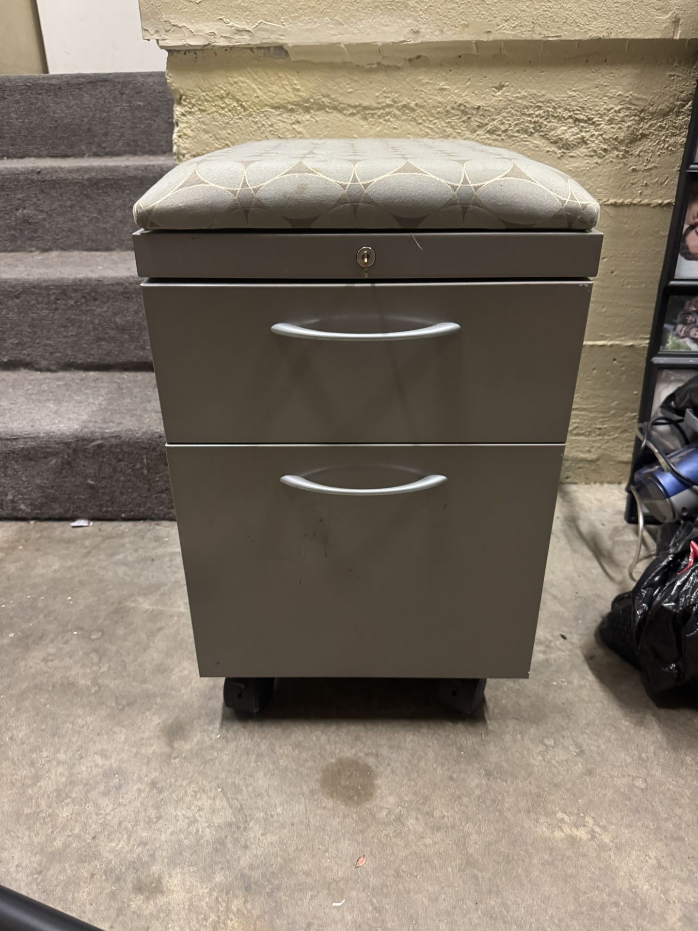 File Cabinet on wheels