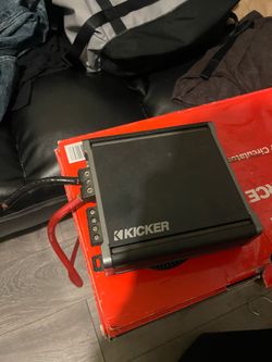 Kicker .800 amp
