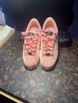 Pink nikes
