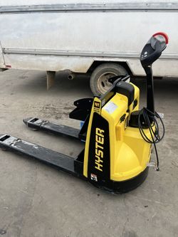 Hyster Electric Pallet Jack 