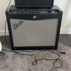 Fender Mustang V.2 Modeling Guitar Amplifier for Sale in