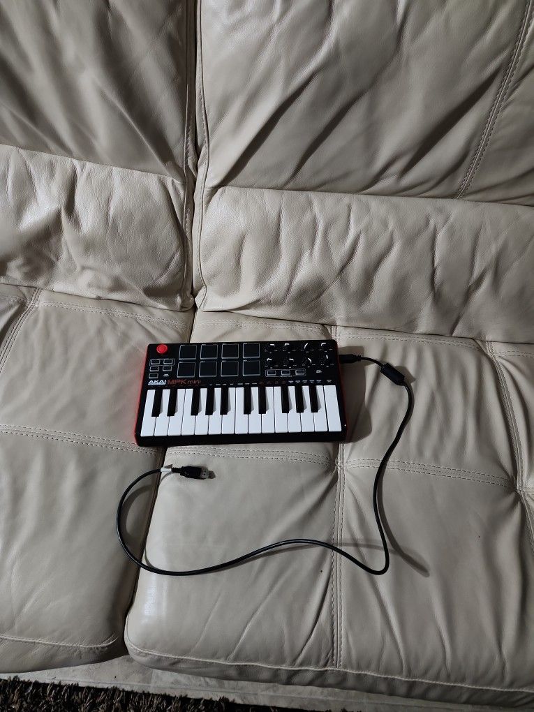 Akai MPK Mini