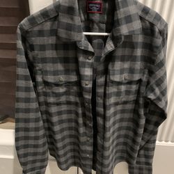 Untuckit Plaid Button Up Men’s Shirt