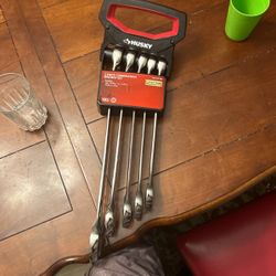 Husky 5 Combination Wrench Set 