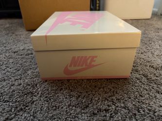 Travis Scott Jordan 1 Tropical
