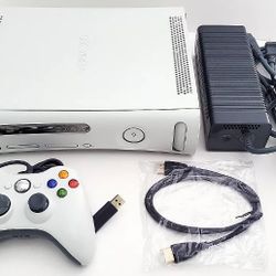 Microsoft XBox 360 Pro 4GB White Video Game Console Gaming System 360P Kids Room
