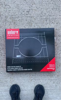New In box Weber Crafted Frame Kit