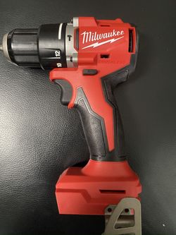 MILWAUKEE BRUSHLESS M18 HAMMER DRILL NEW 2 SPEED  NEW VERSION TOOL ONLY $110 FIRM