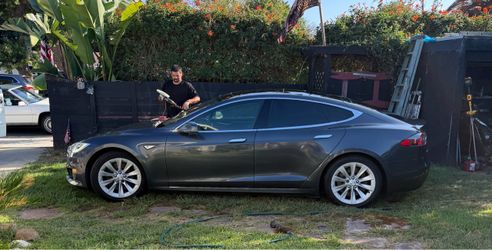 2016 Tesla Model S